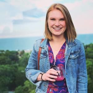 Meet your Posher, Marissa